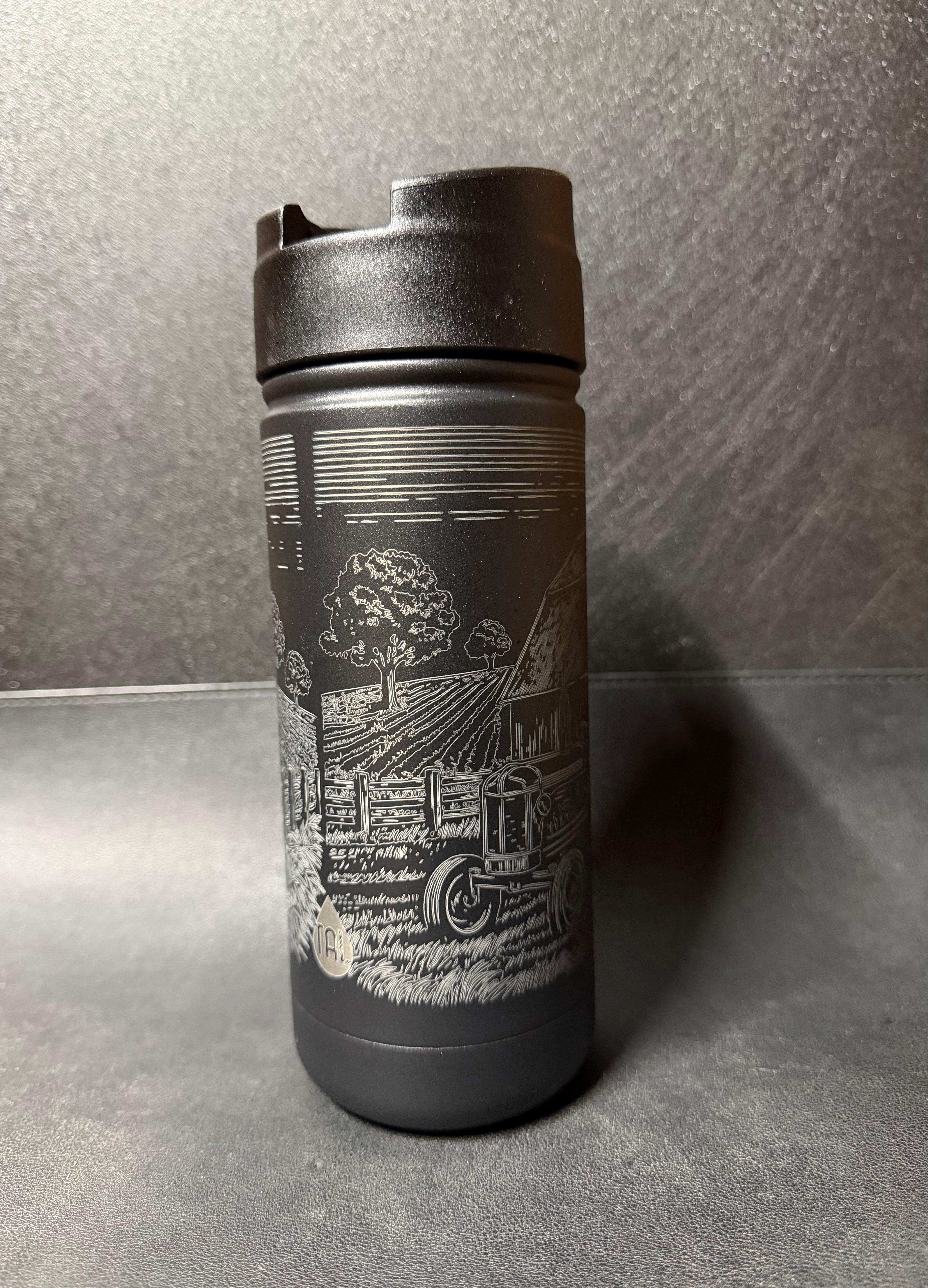 Rustic Farm 18oz Stainless Steel Tumbler